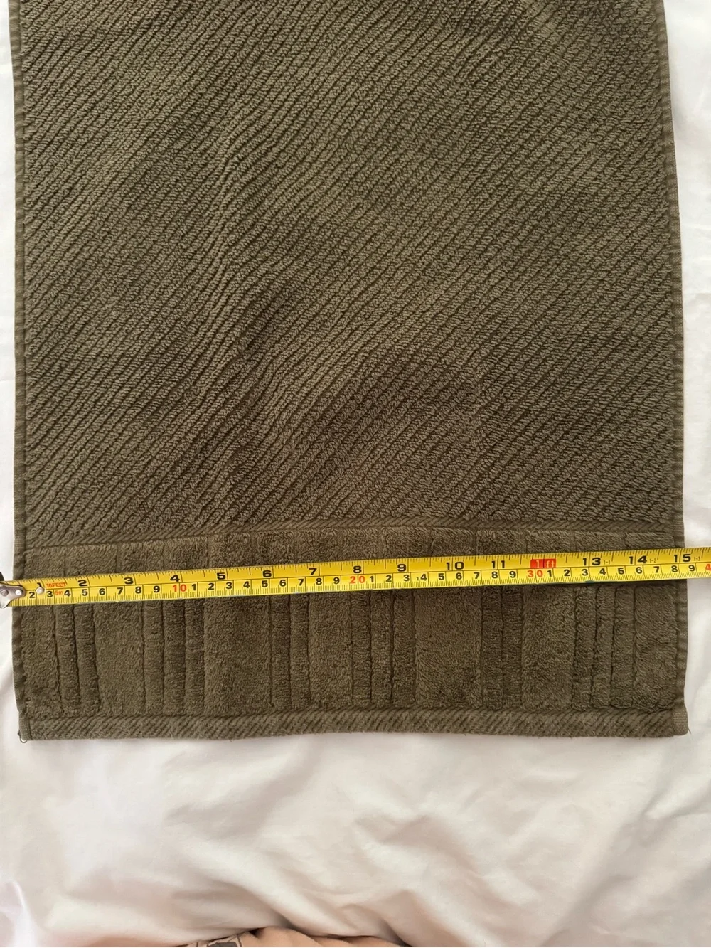 Vintage 2001 Premier by CTC Home Fashions Olive Green Hand Towels | Set of 2 (3)